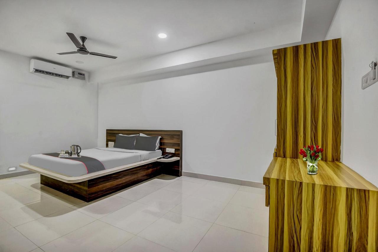מנגלור Hotel Sai Town House מראה חיצוני תמונה