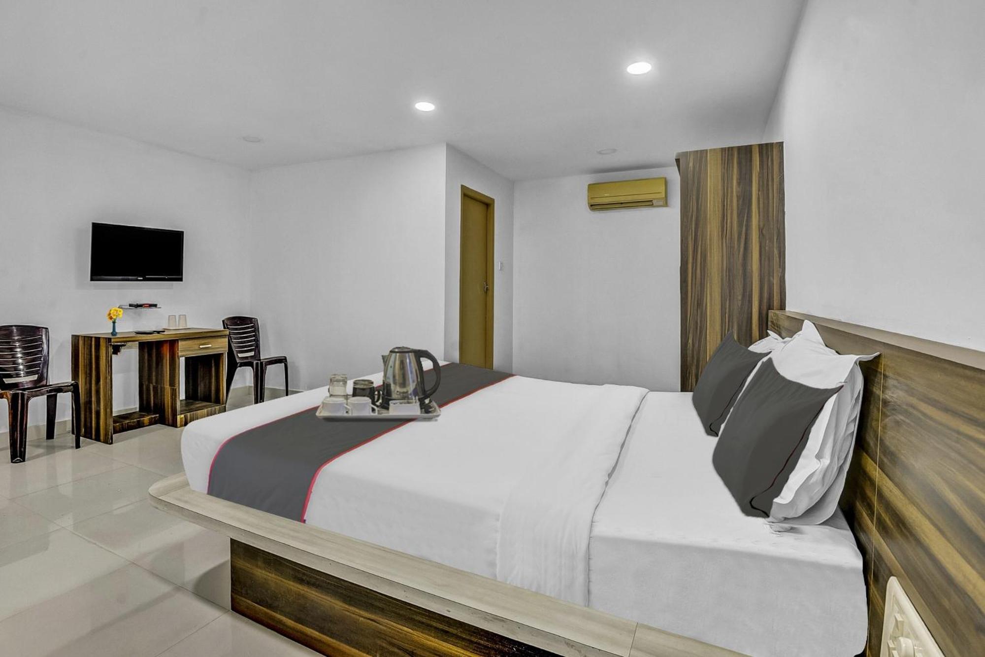 מנגלור Hotel Sai Town House מראה חיצוני תמונה