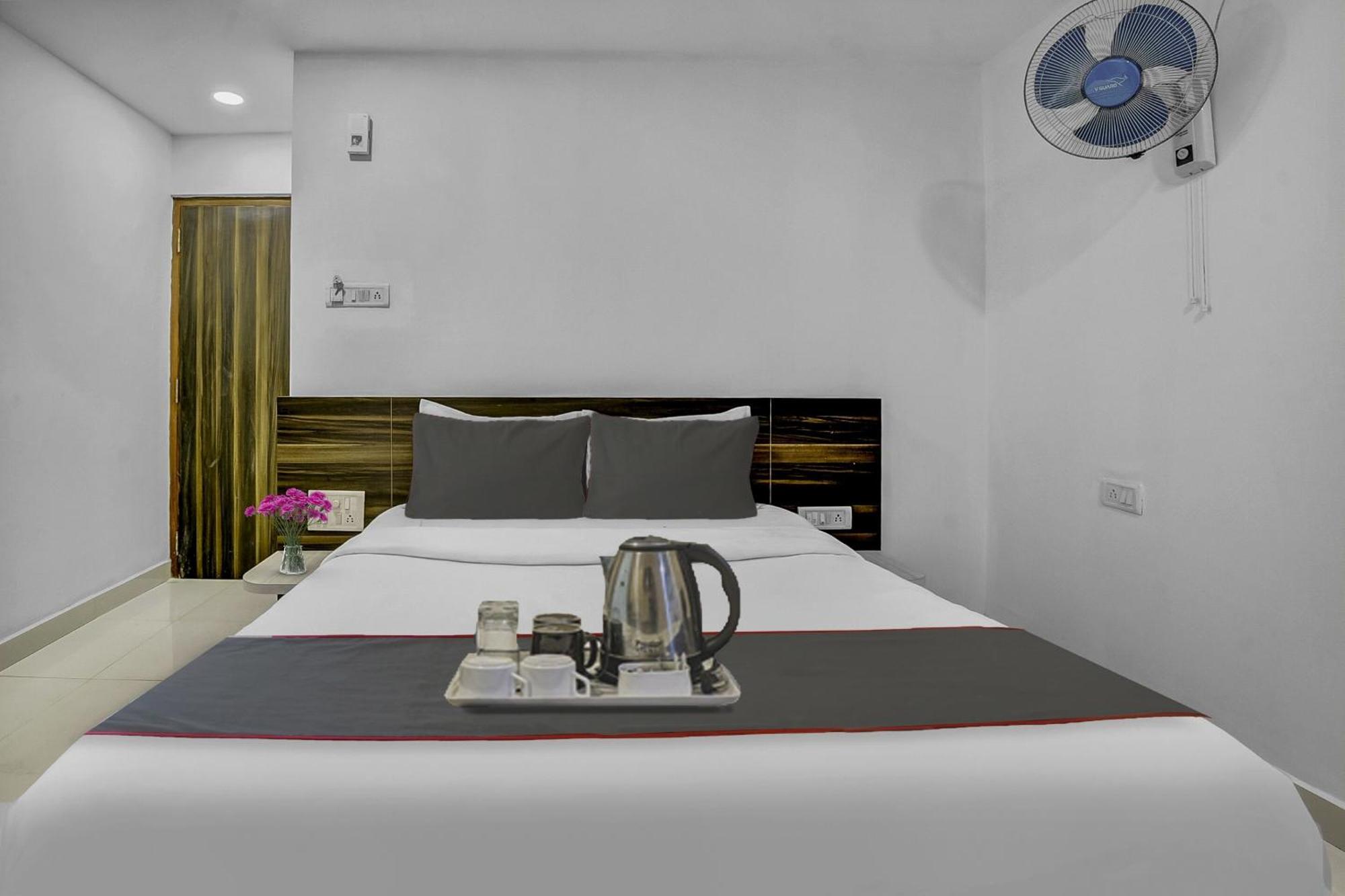 מנגלור Hotel Sai Town House מראה חיצוני תמונה