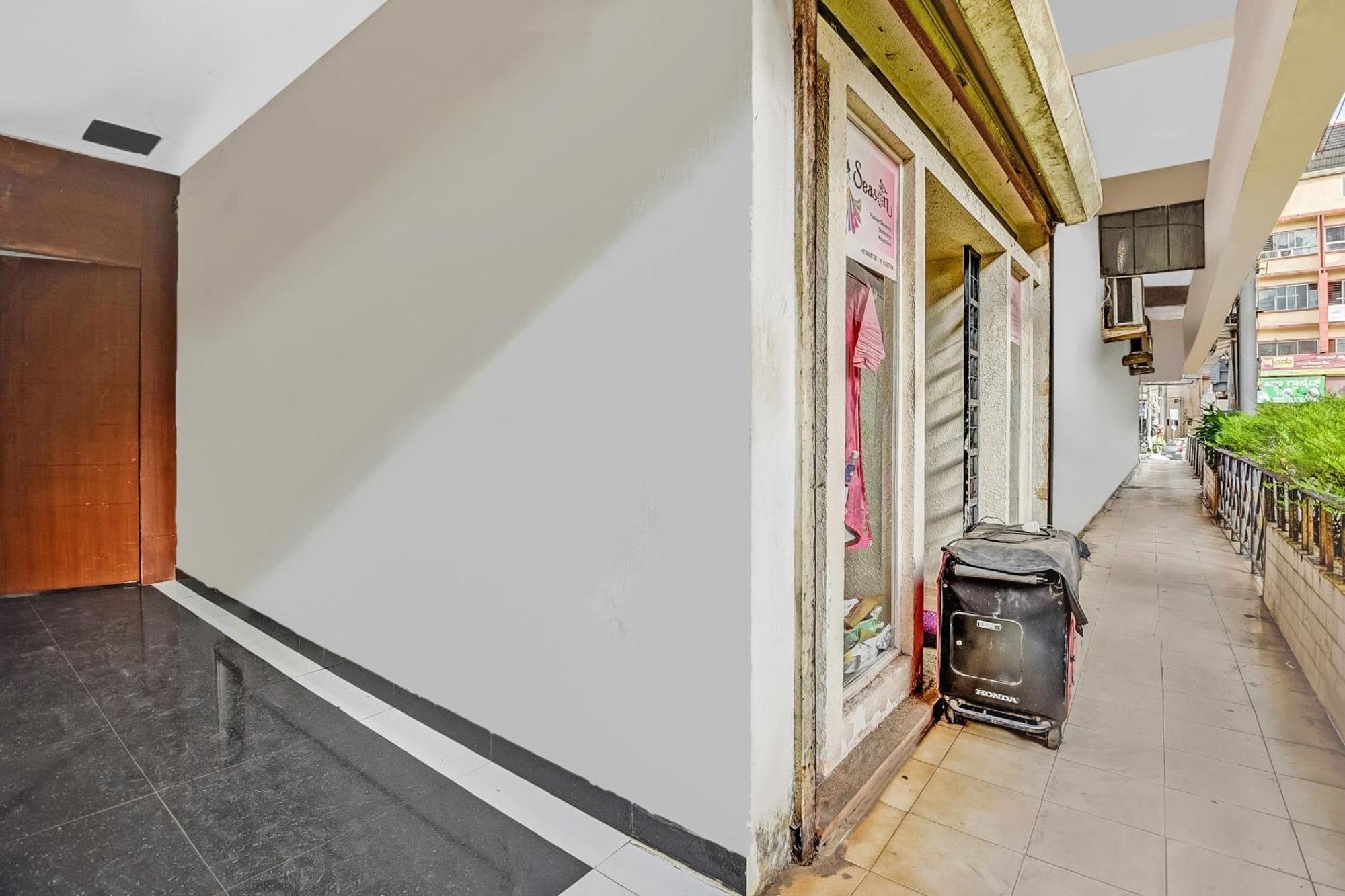 מנגלור Hotel Sai Town House מראה חיצוני תמונה